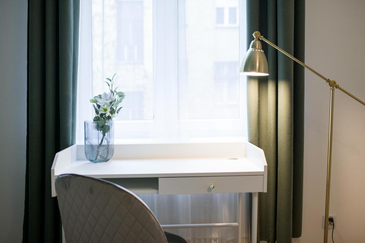 Wawelove Pilsudskiego - 3 Bedroom Apt. With Balcony And Free Parking! Kraków Zewnętrze zdjęcie